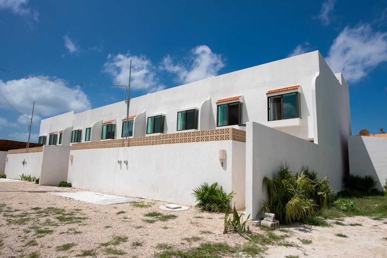 97982 New Modern Villa, Private Pool, High Internet Speed, 2 Blocks From The Beach Pueblo Pueblo Chicxulub Exterior foto